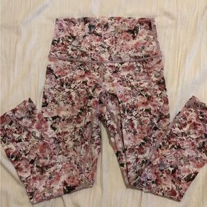 Lululemon Wunder under legging